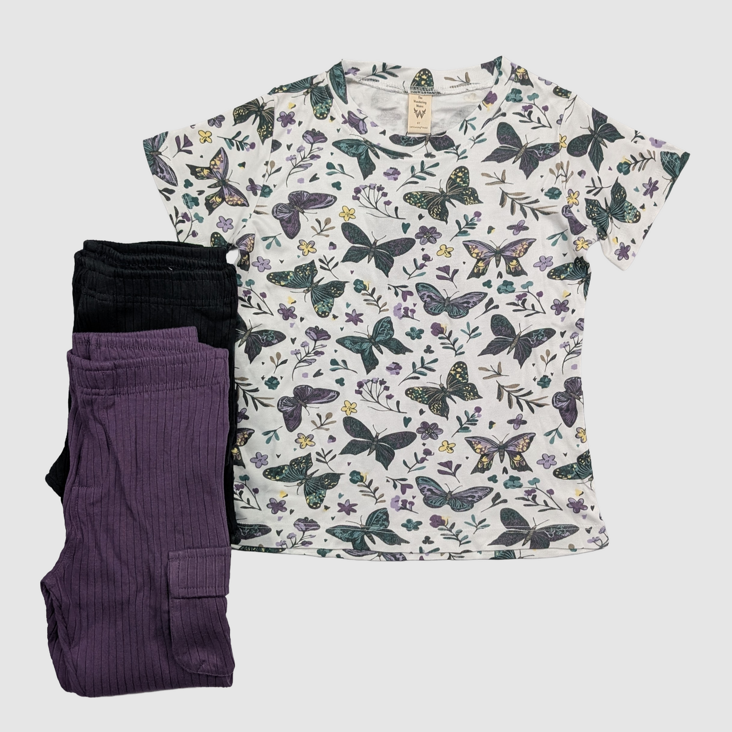 Butterfly-patterned t-shirt and purple and black pants organic cotton